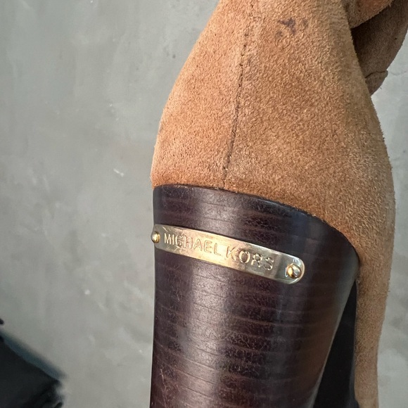 MICHAEL KORS LIKE NEW SUEDE SLOUCH BOOTS - Picture 5 of 12